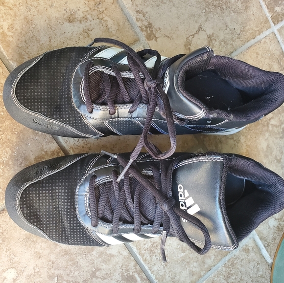 Nike Football Cleats - Picture 2 of 9